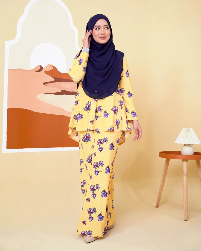 Baju Kurung Lola Printed 2.0 - Villea Blonde