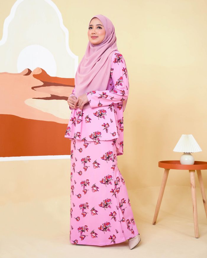 Baju Kurung Lola Printed 2.0 - Villea Pink - Image 3