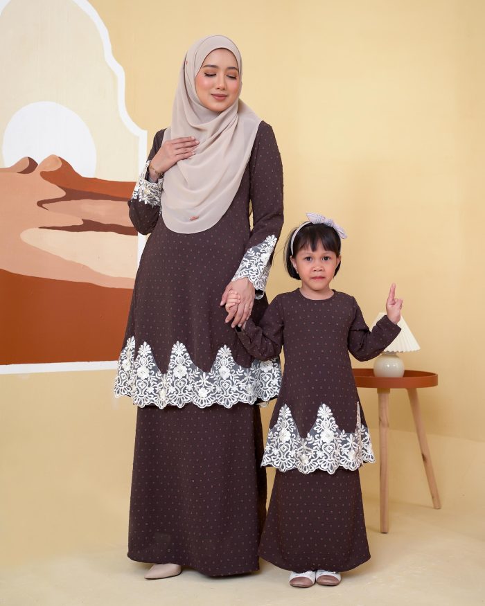 Baju Kurung Pahang Lace Ramadhani Kids 3.0 - Dark Chocolate - Image 4