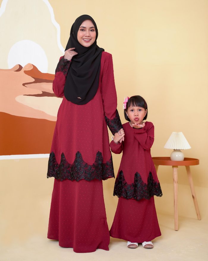 Baju Kurung Pahang Lace Ramadhani Kids 3.0 - Maroon - Image 4