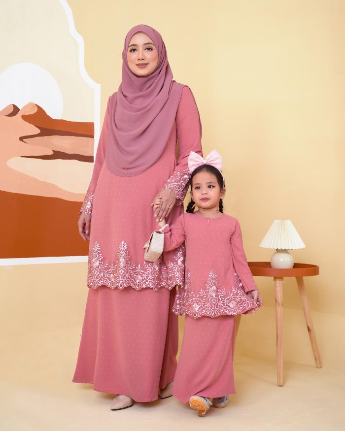 Baju Kurung Pahang Lace Ramadhani Kids 3.0 - Punch Pink - Image 5