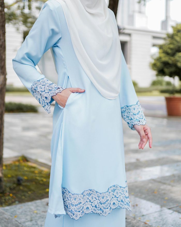 Baju Kurung Riau Lace Saloma 2.0 - Pastel Blue - Image 5