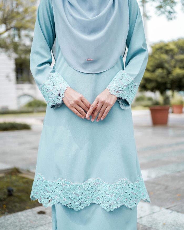 Baju Kurung Riau Lace Saloma 2.0 - Sky Blue - Image 4