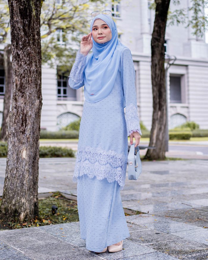 Baju Kurung Riau Lace Suzana - Sky Blue - Image 3