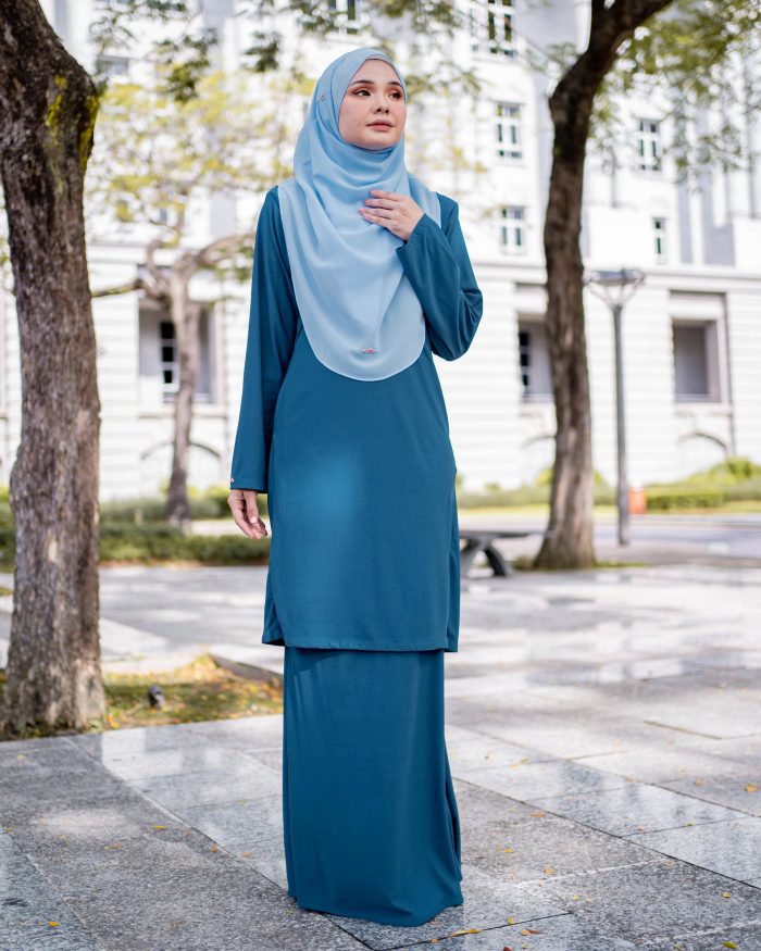 Baju Kurung Pahang Laura Plain 4.0 - Cobalt Teal