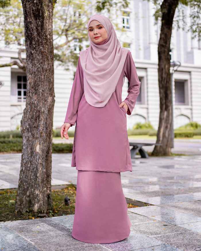 Baju Kurung Pahang Laura Plain 4.0 - Taffy Pink - Image 2