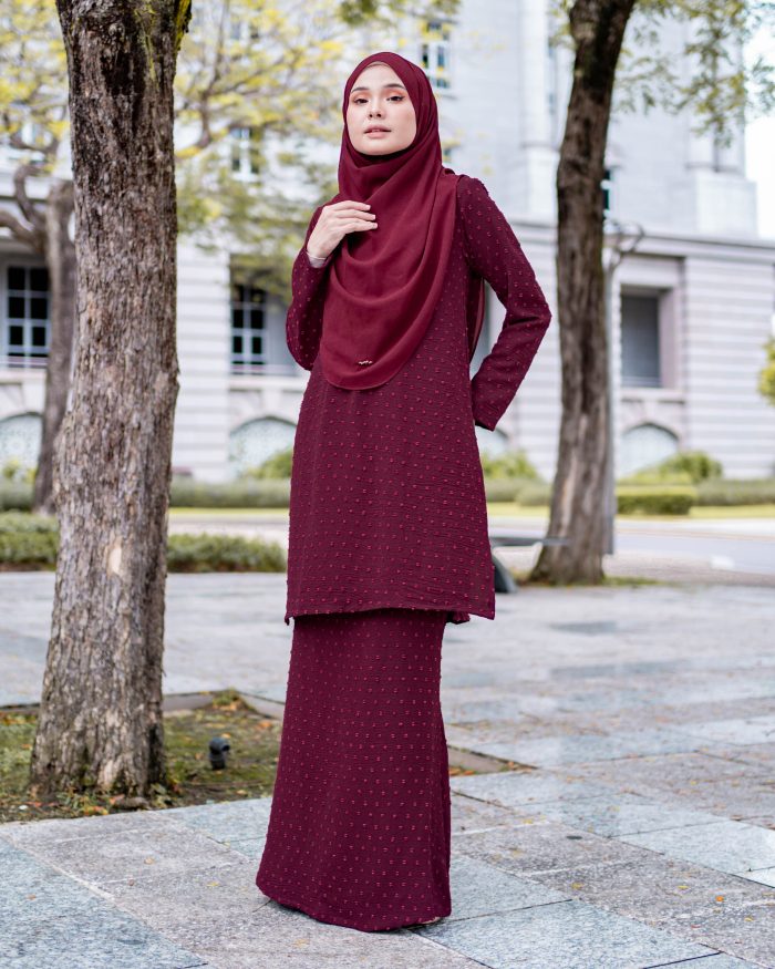 Baju Kurung Layli - Maroon - Image 3