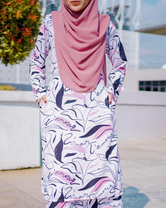 Baju Kurung Pahang Laura Printed 7.0 - Amour Papayawhip - Image 4