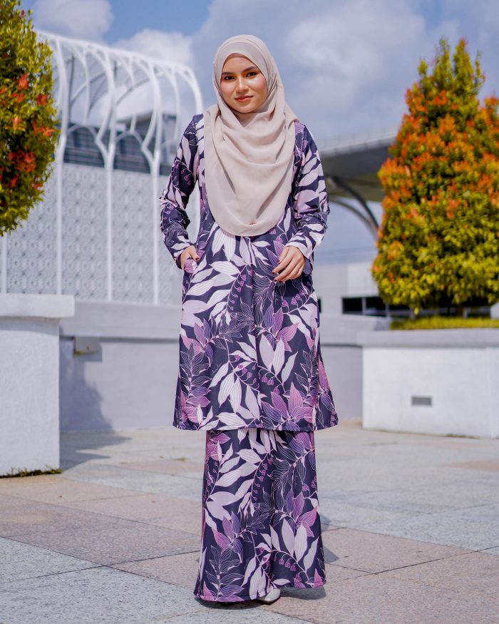 Baju Kurung Pahang Laura Printed 7.0 - Blackie Fern
