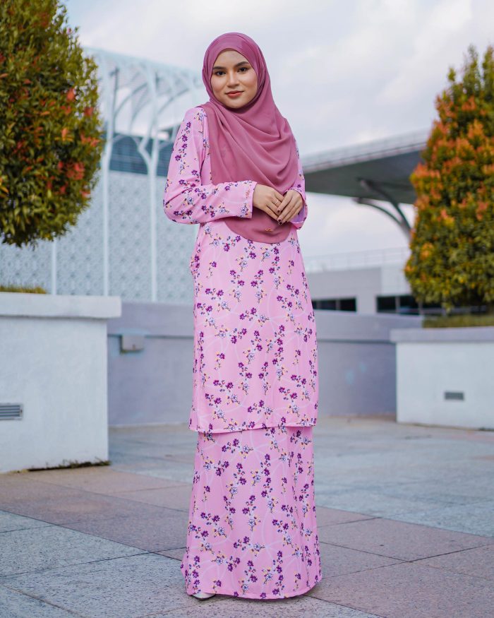 Baju Kurung Pahang Laura Printed 7.0 - Cosmos Pink