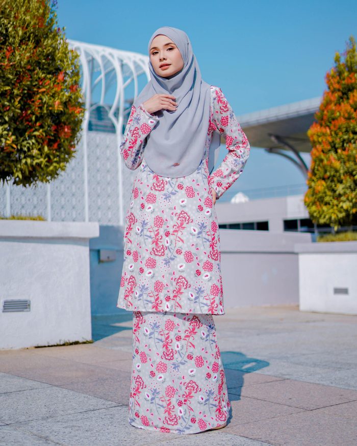 Baju Kurung Pahang Laura Printed 7.0 - Fern Anemone