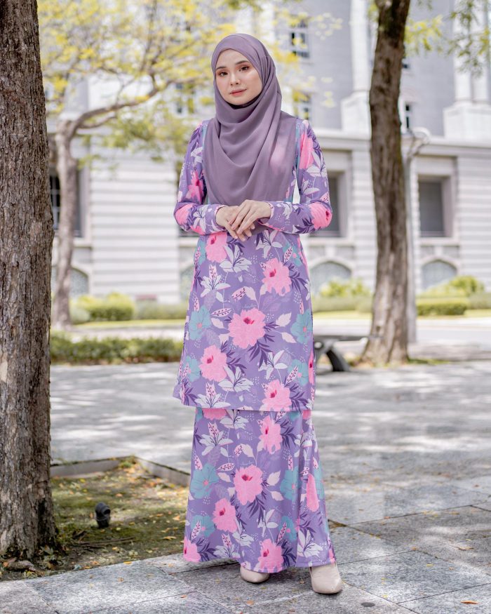 Baju Kurung Pahang Laura Printed 7.0 - Iris Dahlia