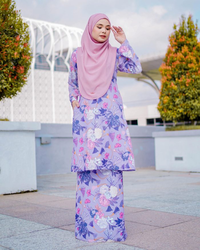 Baju Kurung Pahang Laura Printed 7.0 - Oisea Periwinkle - Image 3