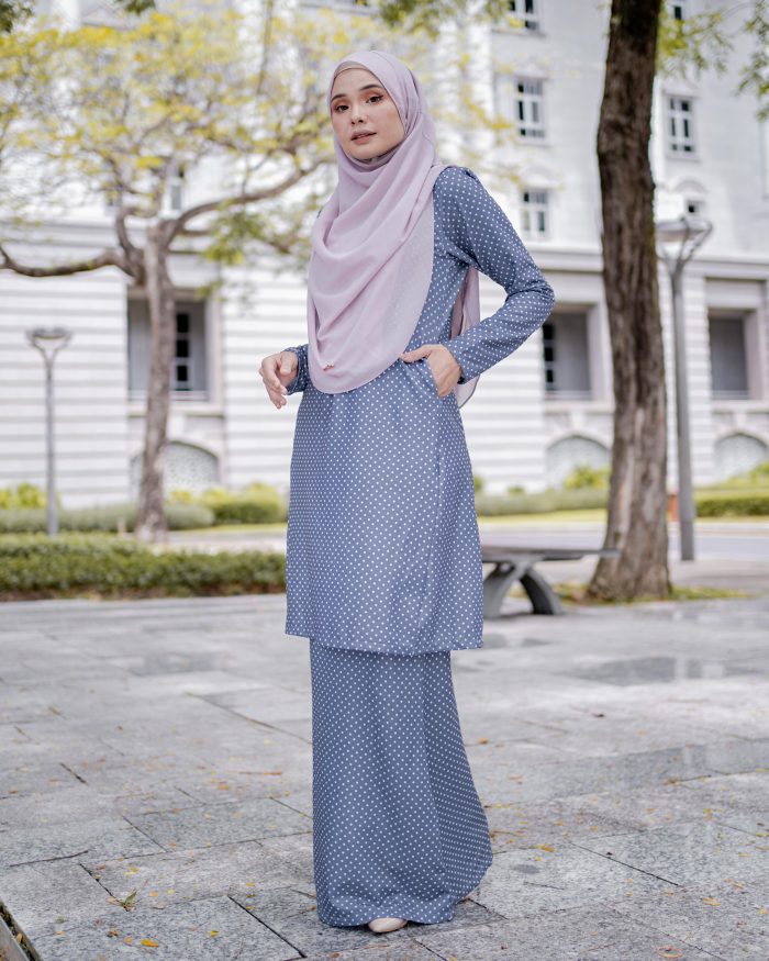 Baju Kurung Pahang Laura Printed 7.0 - Polka Grey
