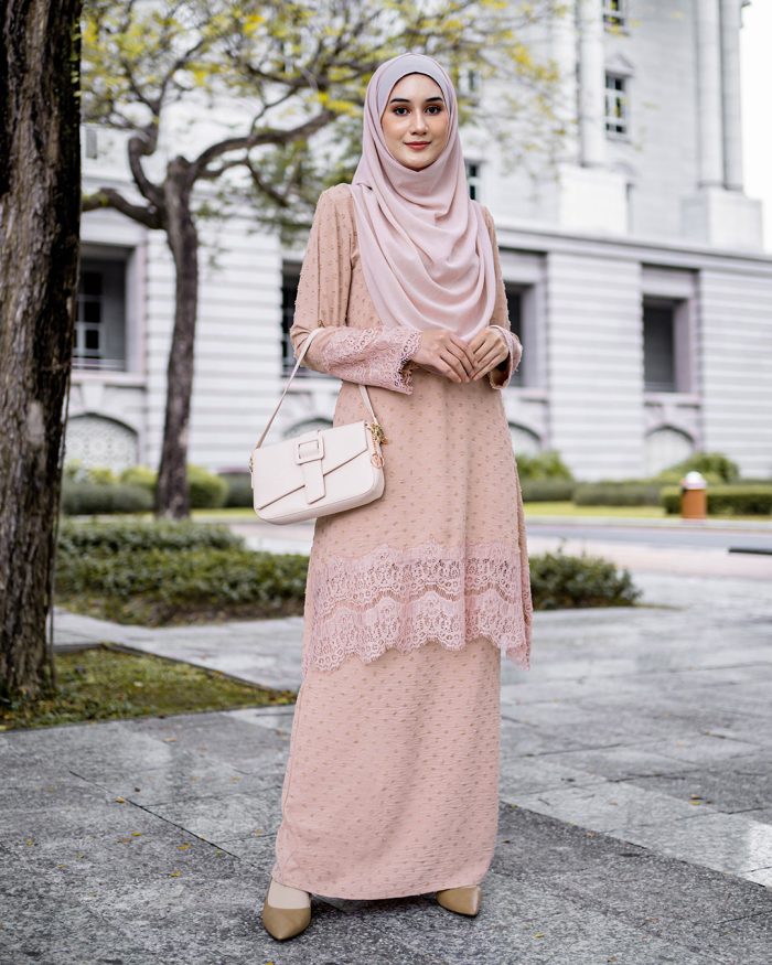 Baju Kurung Riau Lace Suzana - Champagne - Image 3