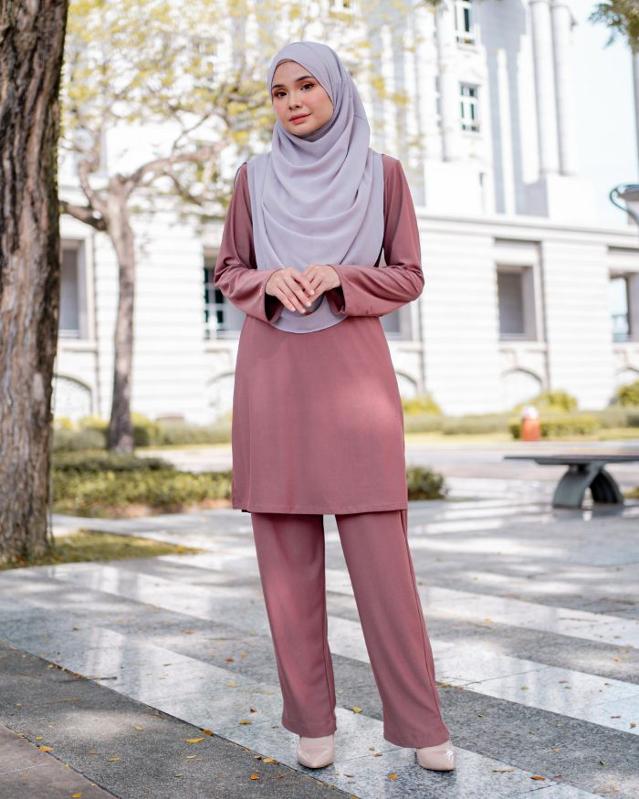 Suit Lubna 3.0 - Saddle Brown