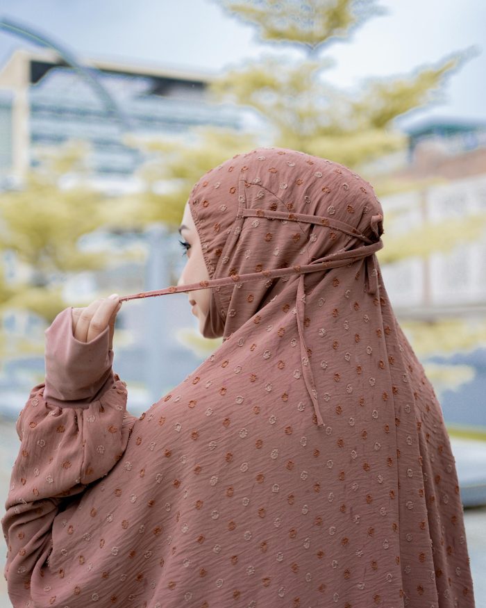 Telekung Rafeefa - Sable Brown - Image 6