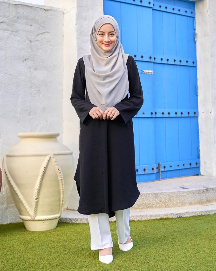 Tunic Rena - Matte Black