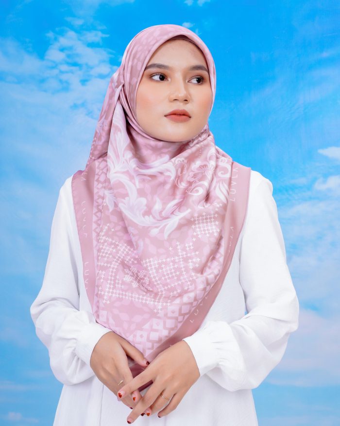 Tudung Bawal Satin Enchanted - Florence Queen - Image 3
