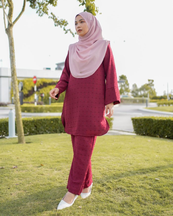 Suit Serena - Maroon