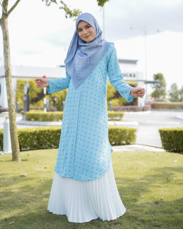 Tunic Seri - Light Blue - Image 2