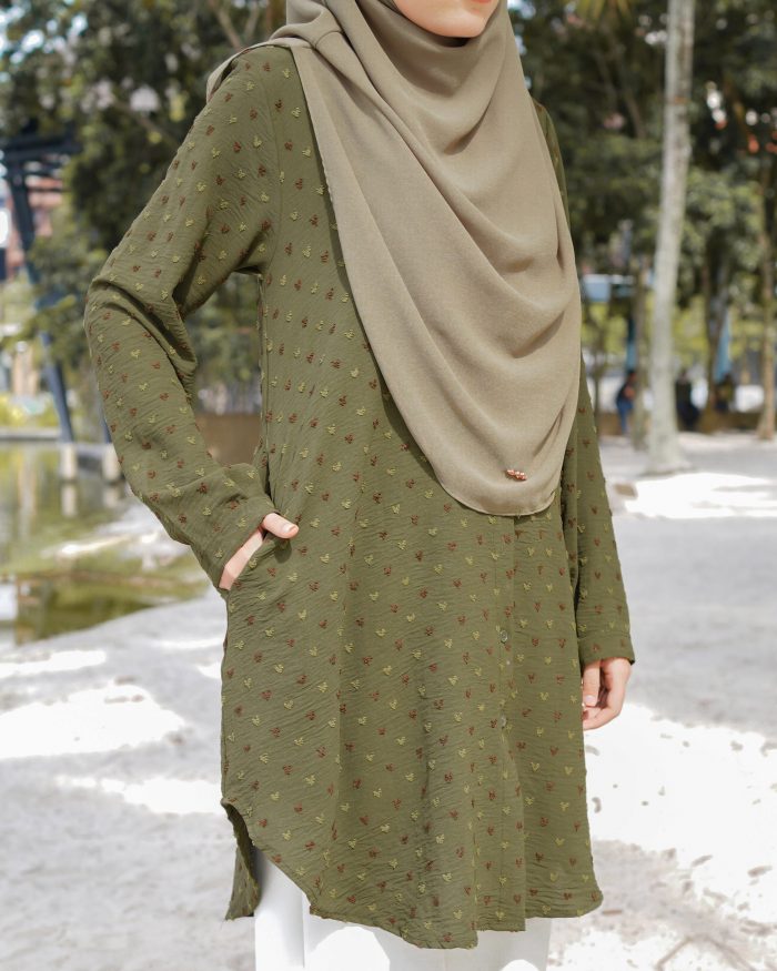 Blouse Syaza - Olive Green - Image 5