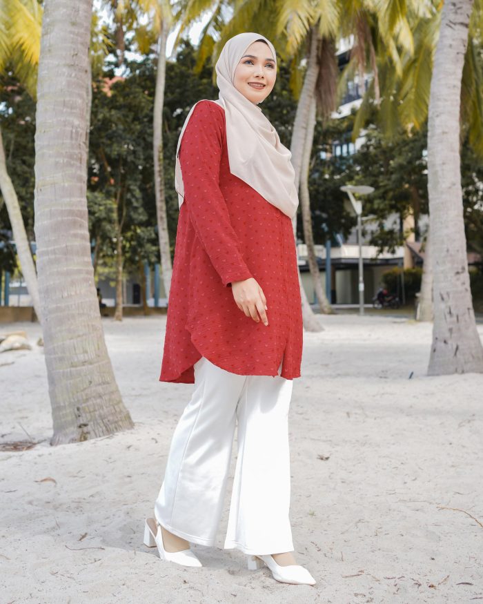 Blouse Syaza - Ruby Red - Image 2