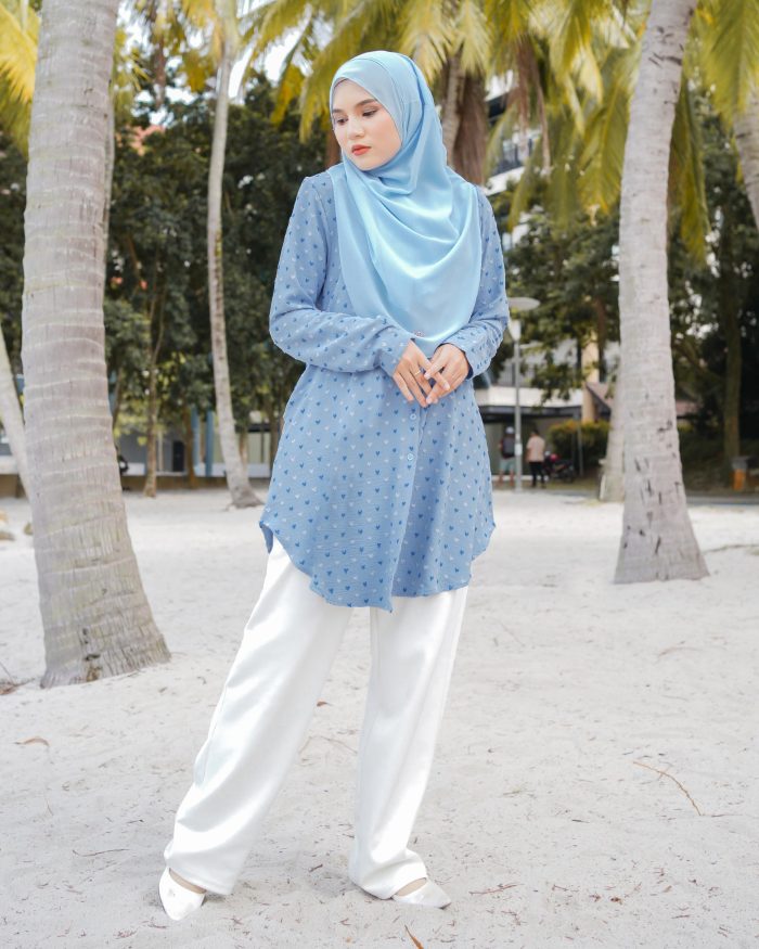 Blouse Syaza - Sky Blue - Image 3
