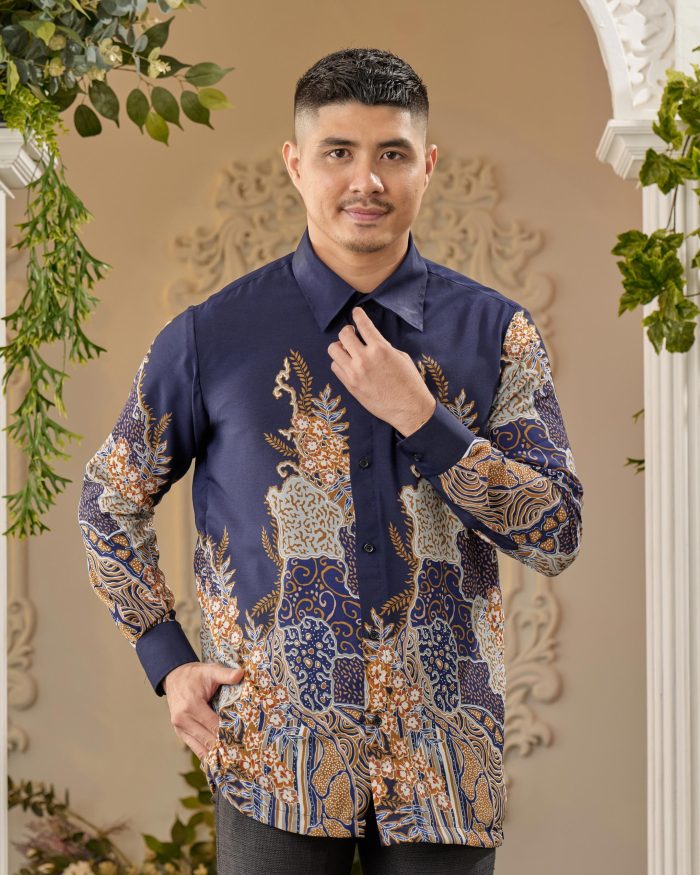 Kemeja Batik Sultan - Karunia Midnight Blue - Image 4