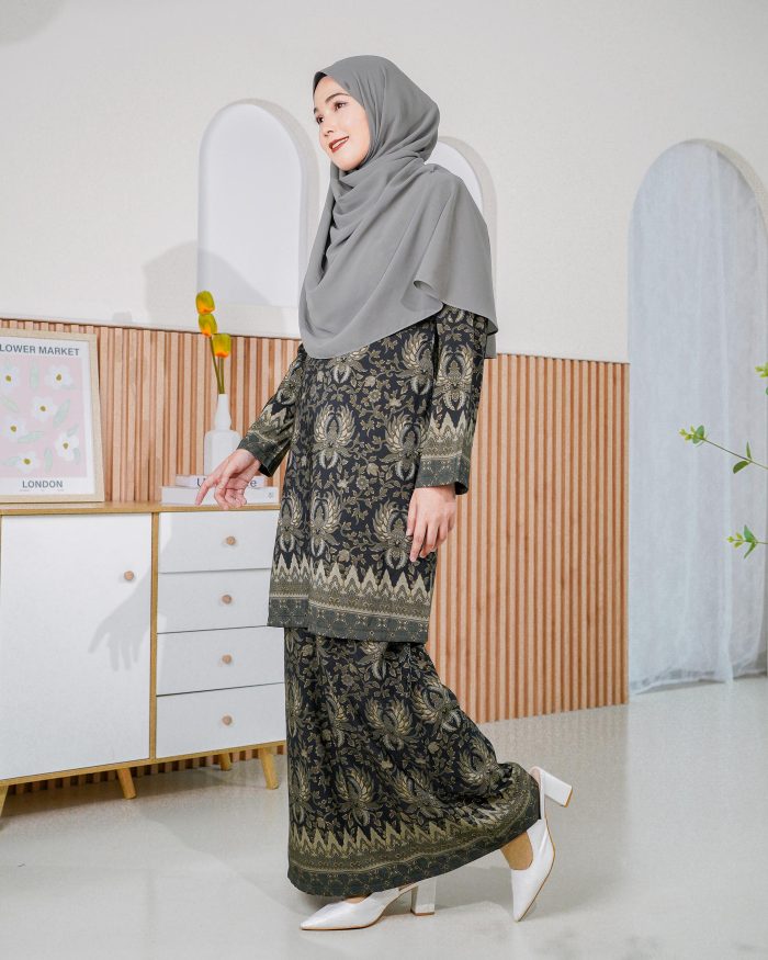 Baju Kurung Batik Safura - Black Citra - Image 2