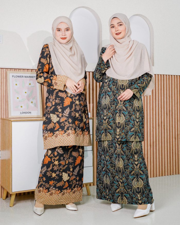 Baju Kurung Batik Safura - Black Citra - Image 7