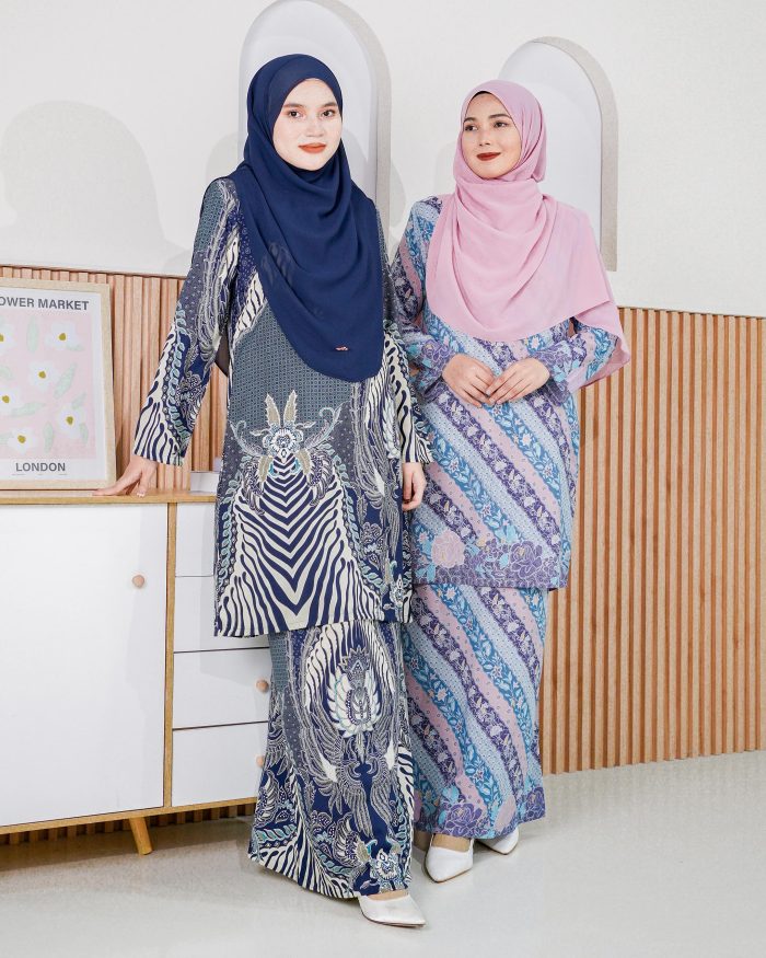 Baju Kurung Batik Safura - Anggun - Image 5