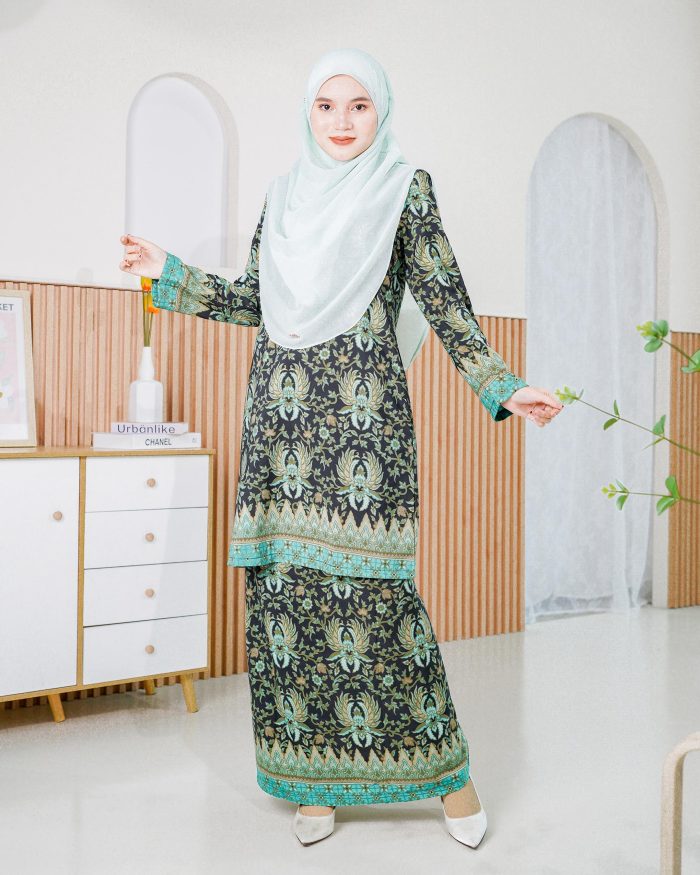 Baju Kurung Batik Safura - Mint Citra