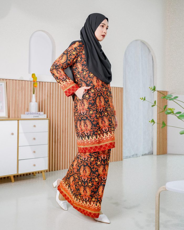 Baju Kurung Batik Safura - Squash Citra