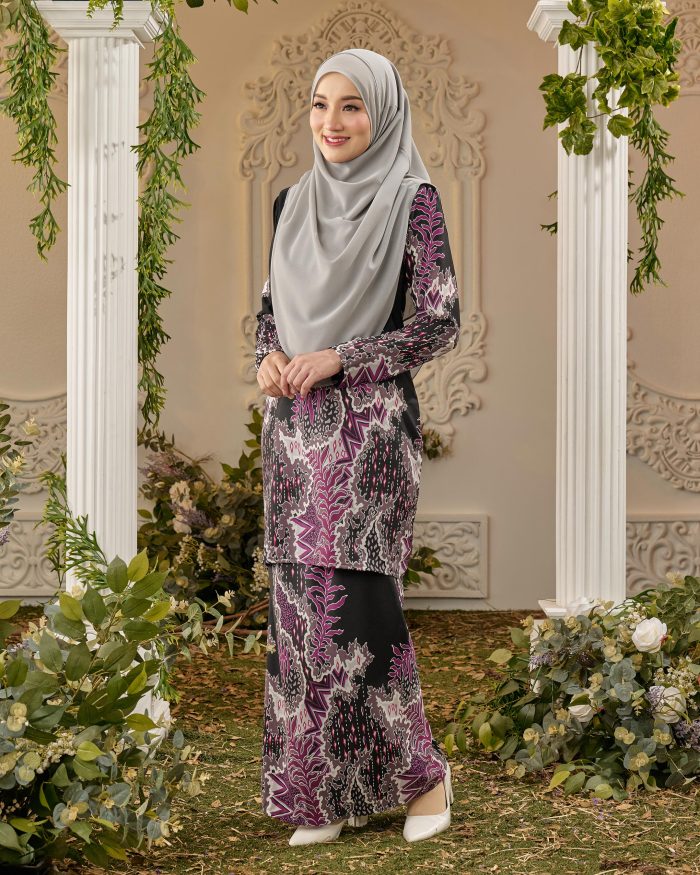 Baju Kurung Moden Batik Sultanah - Indra Black