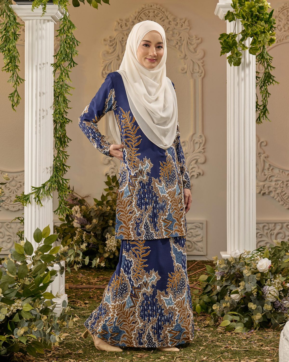 Baju Kurung Moden Batik Sultanah Indra Navy Blue Kualiti Designer Harga Luarbiasa 0969