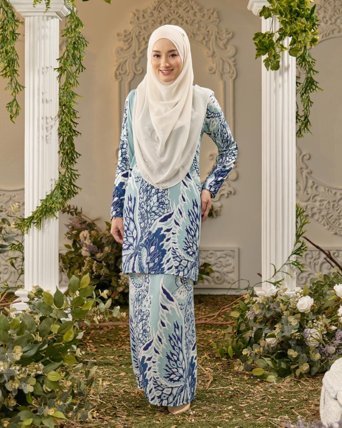 Baju Kurung Moden Batik Sultanah - Pieris Mint - Image 2