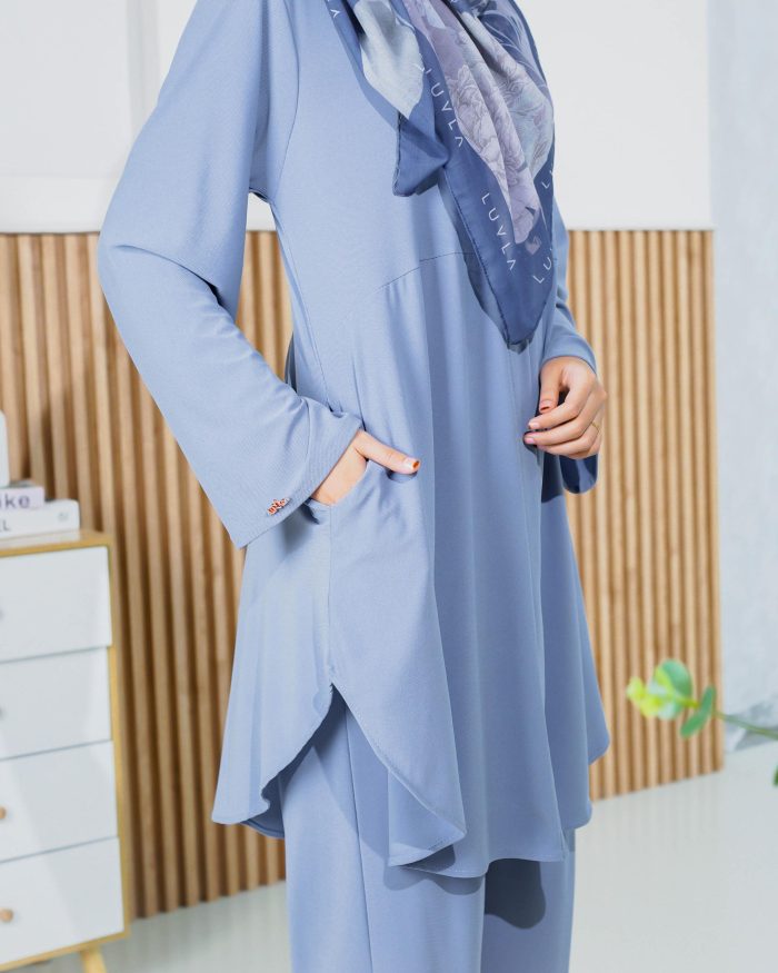 Suit Laisa - Cyan Blue - Image 4