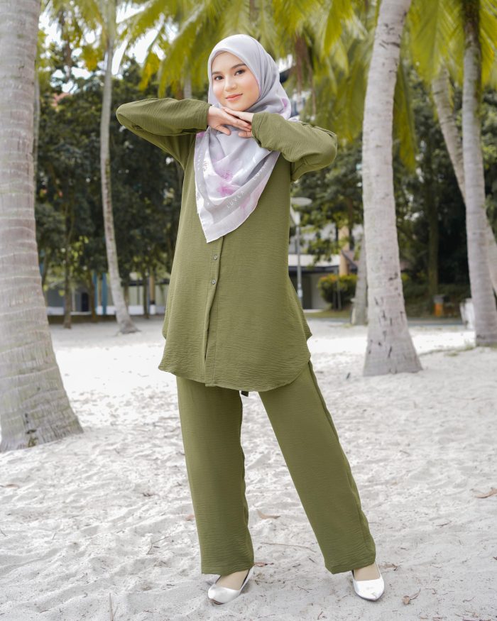 Suit Scha - Army Green - Image 3