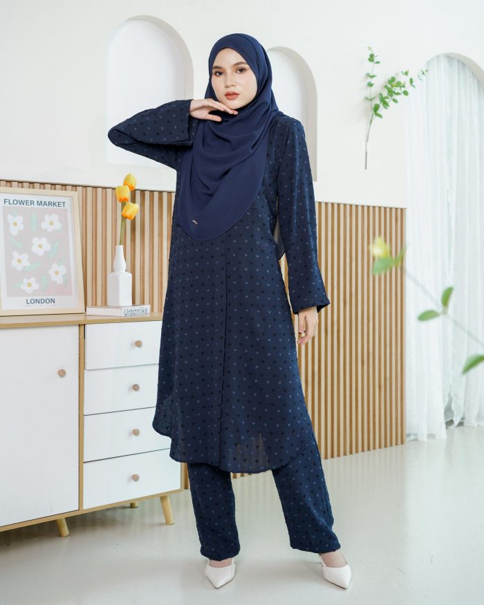 Suit Shafna - Navy Blue - Image 2