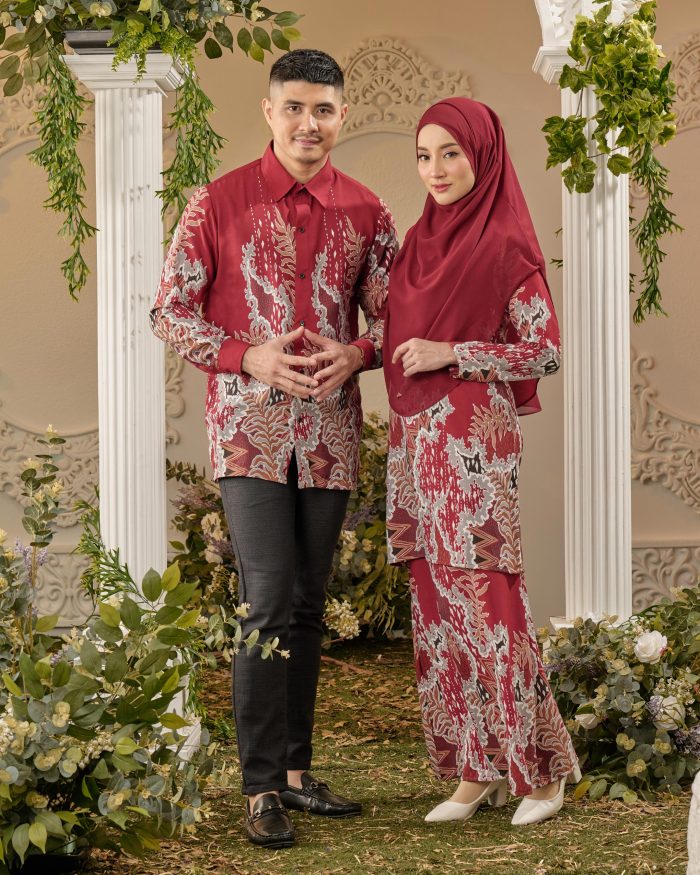 Baju Kurung Moden Batik Sultanah - Indra Maroon - Image 6