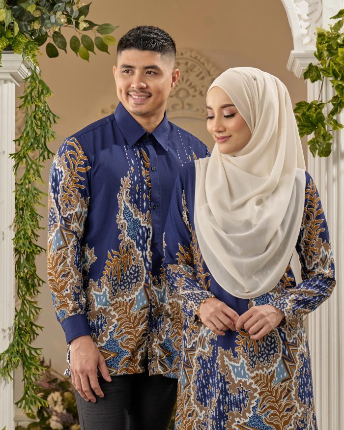 Baju Kurung Moden Batik Sultanah - Indra Navy Blue - Image 5