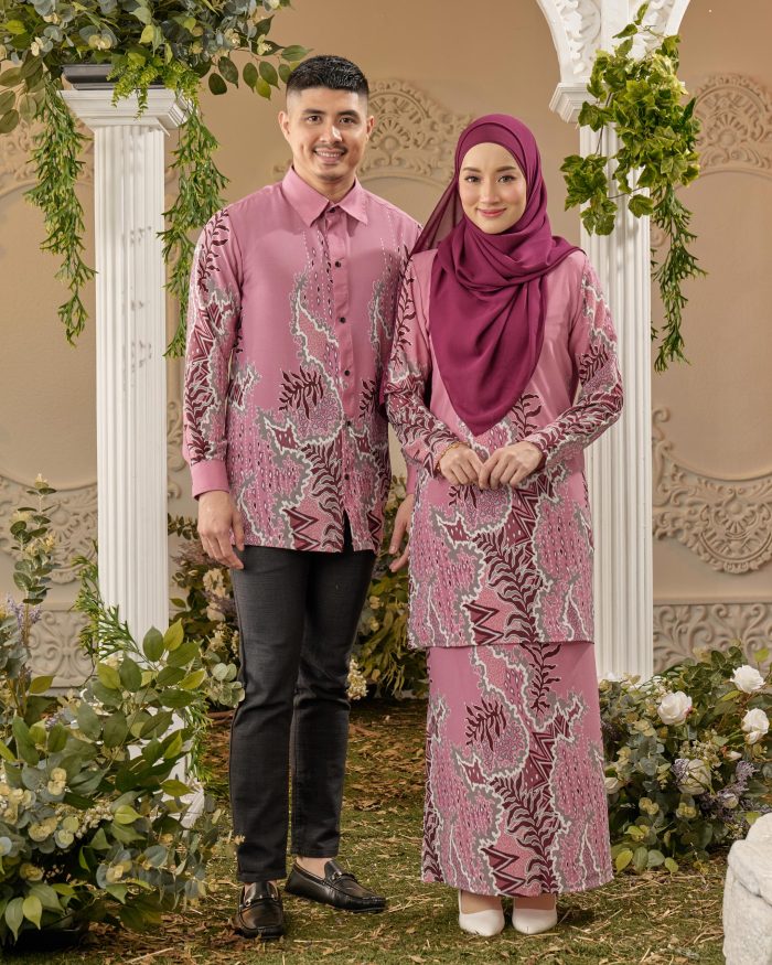 Baju Kurung Moden Batik Sultanah - Indra Pink - Image 6