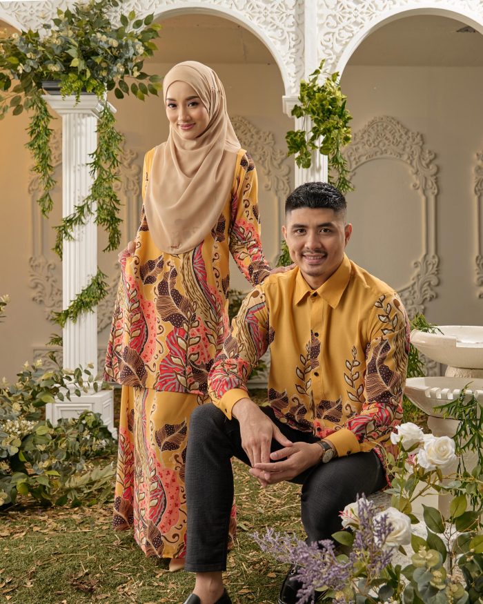 Baju Kurung Moden Batik Sultanah - Kayangan Mustard Gold - Image 7