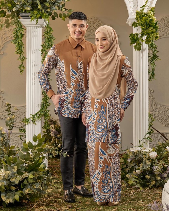 Baju Kurung Moden Batik Sultanah - Pieris Cofee Brown - Image 5