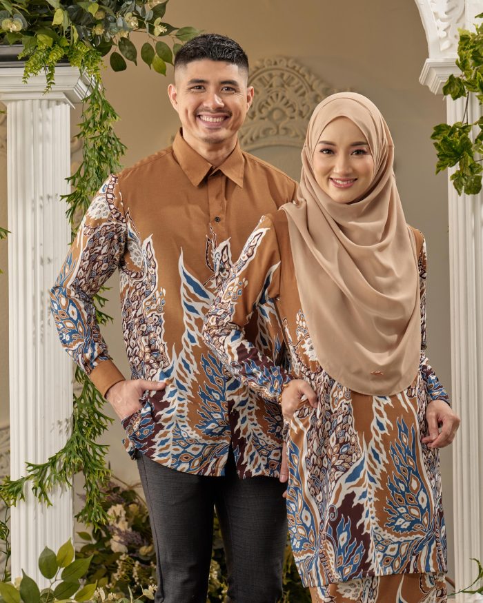 Baju Kurung Moden Batik Sultanah - Pieris Cofee Brown - Image 6