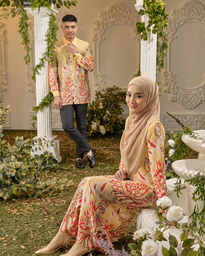 Baju Kurung Moden Batik Sultanah - Pieris Sun Ray - Image 6