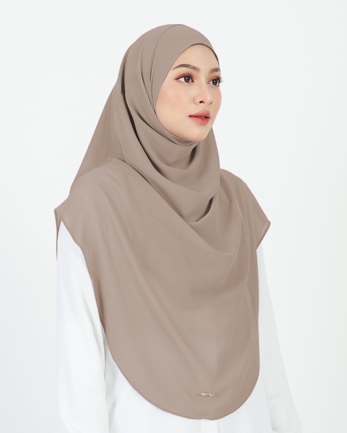 [AS-IS] Tudung Sarung Instant Chiffon Lustia (XL) - Tortilla Brown - Image 3