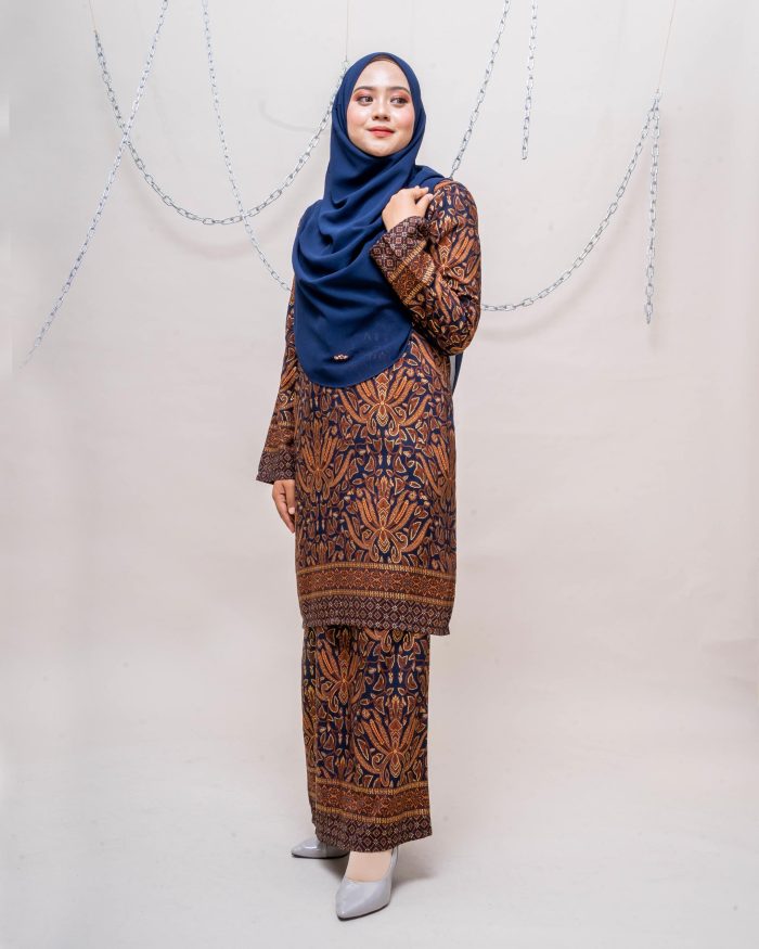 Baju Kurung Batik Safura - Akasia - Image 2