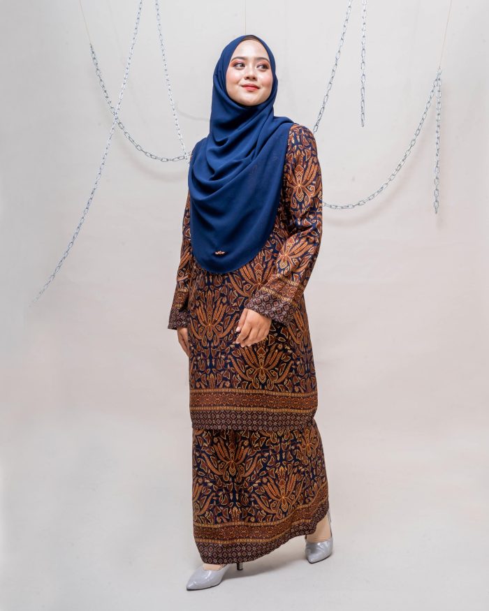 Baju Kurung Batik Safura - Akasia